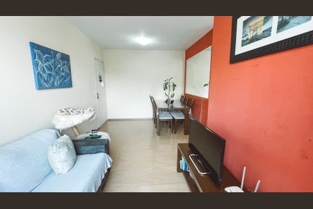 Apartamento à venda com 50m², 2 quartos e 1 vaga Apartamento à venda com 50m², 2 quartos e 1 vagaSala