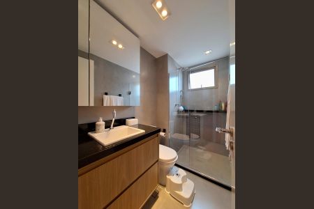 Apartamento à venda com 108m², 3 quartos e 2 vagasBanheiro da Suíte 