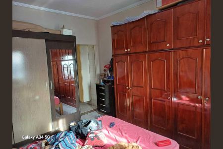 Casa à venda com 4 quartos, 250m² em Jardim Sapopemba, São Paulo