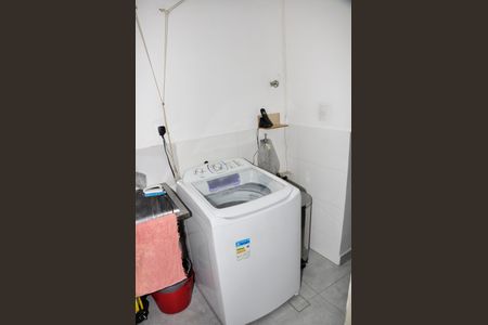 Apartamento à venda com 90m², 2 quartos e sem vaga Área de Serviço