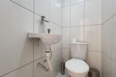 Casa à venda com 125m², 2 quartos e 1 vaga Casa à venda com 125m², 2 quartos e 1 vagaBanheiro de serviço