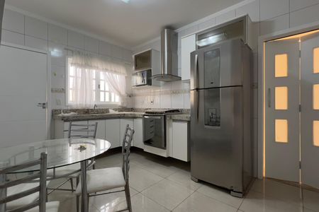 Casa à venda com 125m², 2 quartos e 1 vaga Casa à venda com 125m², 2 quartos e 1 vagaCozinha