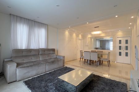 Casa à venda com 125m², 2 quartos e 1 vaga Casa à venda com 125m², 2 quartos e 1 vagaSala