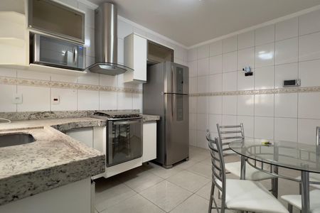 Casa à venda com 125m², 2 quartos e 1 vaga Casa à venda com 125m², 2 quartos e 1 vagaCozinha