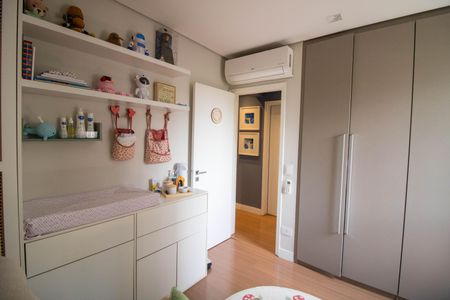 Apartamento à venda com 90m², 3 quartos e 2 vagas Apartamento à venda com 90m², 3 quartos e 2 vagasQuarto 1