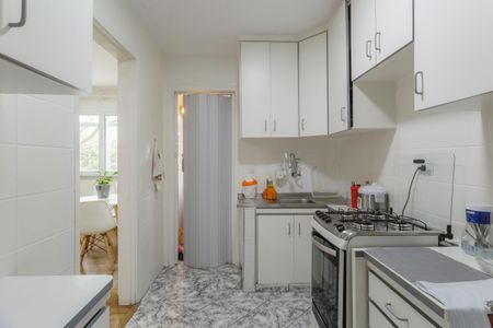 Apartamento à venda com 62m², 2 quartos e 1 vagaCozinha