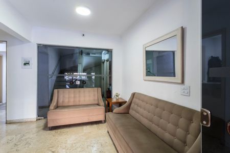 Apartamento à venda com 62m², 2 quartos e 1 vagaHall social