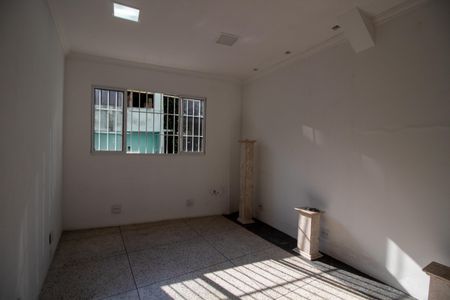 Sala de casa para alugar com 1 quarto, 80m² em Parque Ipe, São Paulo