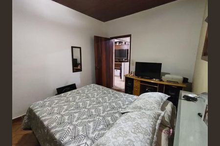 Casa à venda com 164m², 4 quartos e 2 vagas