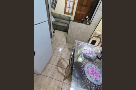 Casa à venda com 164m², 4 quartos e 2 vagas