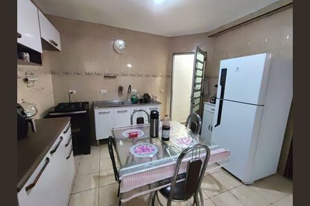 Casa à venda com 164m², 4 quartos e 2 vagas