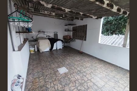Casa à venda com 164m², 4 quartos e 2 vagas