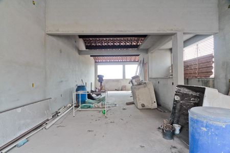 Casa para alugar com 500m², 1 quarto e sem vagaÁrea externa