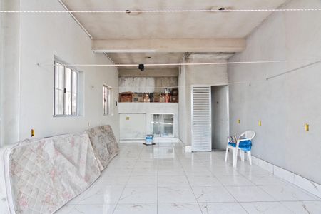 Casa para alugar com 500m², 1 quarto e sem vagaÁrea externa