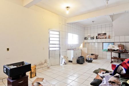 Casa para alugar com 500m², 1 quarto e sem vagaEdícula