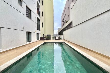 Apartamento para alugar com 40m², 2 quartos e 1 vaga Apartamento para alugar com 40m², 2 quartos e 1 vagaÁrea comum - Piscina