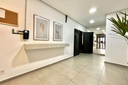 Apartamento para alugar com 40m², 2 quartos e 1 vaga Apartamento para alugar com 40m², 2 quartos e 1 vagaHall social