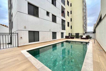 Apartamento para alugar com 40m², 2 quartos e 1 vaga Apartamento para alugar com 40m², 2 quartos e 1 vagaÁrea comum - Piscina