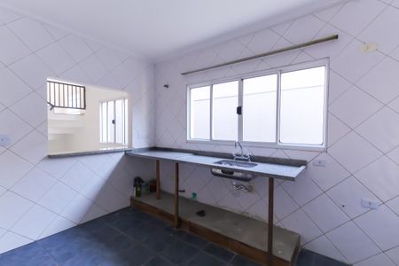 Casa à venda com 200m², 3 quartos e 4 vagas Casa à venda com 200m², 3 quartos e 4 vagasCozinha