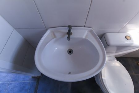 Casa à venda com 200m², 3 quartos e 4 vagas Casa à venda com 200m², 3 quartos e 4 vagasBanheiro de serviço