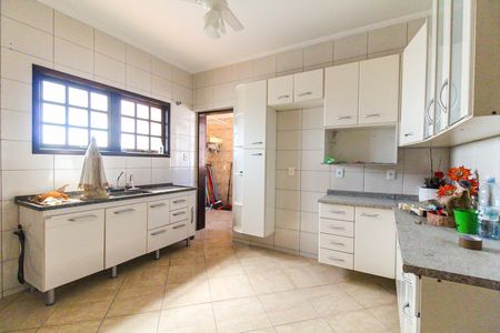 Casa para alugar com 150m², 3 quartos e 1 vaga Casa para alugar com 150m², 3 quartos e 1 vagaCozinha
