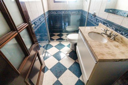 Casa para alugar com 150m², 3 quartos e 1 vaga Casa para alugar com 150m², 3 quartos e 1 vagaBanheiro