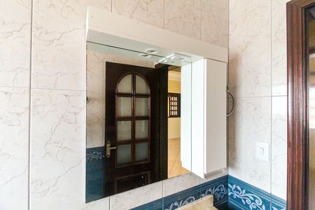 Casa para alugar com 150m², 3 quartos e 1 vaga Casa para alugar com 150m², 3 quartos e 1 vagaBanheiro