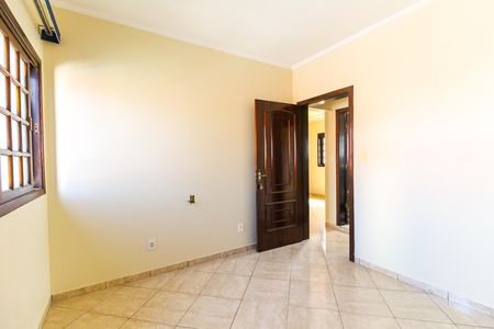 Casa para alugar com 150m², 3 quartos e 1 vaga Casa para alugar com 150m², 3 quartos e 1 vagaQuarto 2