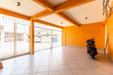 Casa para alugar com 150m², 3 quartos e 1 vaga Casa para alugar com 150m², 3 quartos e 1 vagaGaragem