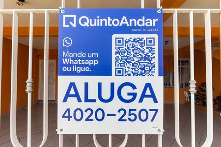 Placa de casa para alugar com 3 quartos, 150m² em Limoeiro, São Paulo