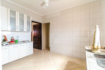 Casa para alugar com 150m², 3 quartos e 1 vaga Casa para alugar com 150m², 3 quartos e 1 vagaCozinha