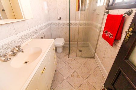 Casa para alugar com 150m², 3 quartos e 1 vaga Casa para alugar com 150m², 3 quartos e 1 vagaBanheiro da Suíte
