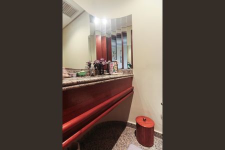 Apartamento à venda com 178m², 4 quartos e 3 vagasLavabo