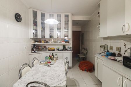 Apartamento à venda com 178m², 4 quartos e 3 vagasCozinha