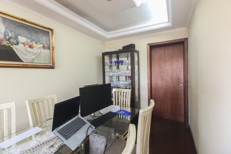 Apartamento à venda com 178m², 4 quartos e 3 vagasSala