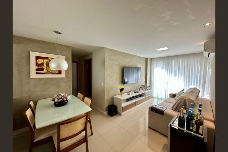 Apartamento à venda com 71m², 2 quartos e 1 vagaSala