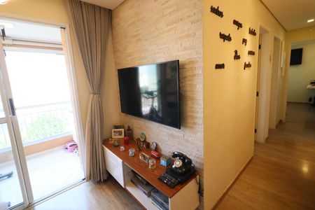 Sala de apartamento à venda com 3 quartos, 70m² em Km 18, Osasco