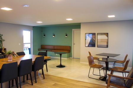 Apartamento à venda com 36m², 2 quartos e sem vagaÁrea comum