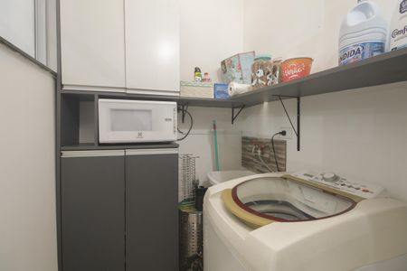 Casa à venda com 65m², 2 quartos e 2 vagas Casa à venda com 65m², 2 quartos e 2 vagasÁrea de Serviço