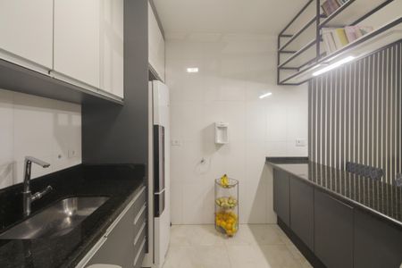 Casa à venda com 65m², 2 quartos e 2 vagas Casa à venda com 65m², 2 quartos e 2 vagasCozinha
