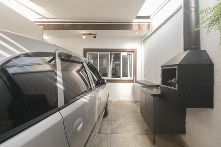 Casa à venda com 65m², 2 quartos e 2 vagas Casa à venda com 65m², 2 quartos e 2 vagasÁrea comum