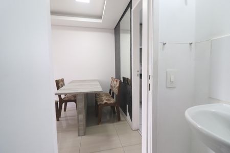 Casa à venda com 52m², 2 quartos e 1 vagaLavabo