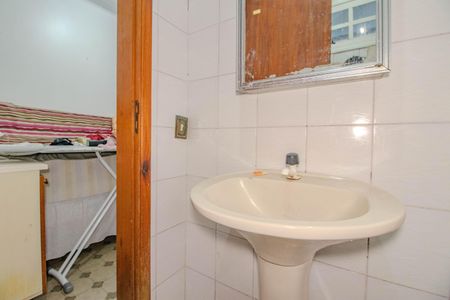 Casa à venda com 380m², 3 quartos e 4 vagasBanheiro de Serviço