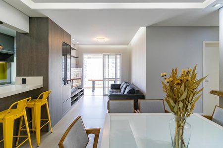 Apartamento à venda com 96m², 3 quartos e 2 vagasSala