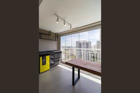 Apartamento à venda com 96m², 3 quartos e 2 vagasVaranda