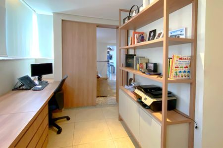 Apartamento à venda com 121m², 3 quartos e 2 vagasQuarto 3