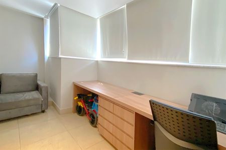 Apartamento à venda com 121m², 3 quartos e 2 vagasQuarto 3