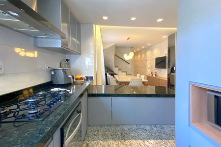 Apartamento à venda com 121m², 3 quartos e 2 vagasCozinha