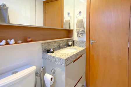 Apartamento à venda com 121m², 3 quartos e 2 vagasBanheiro 1