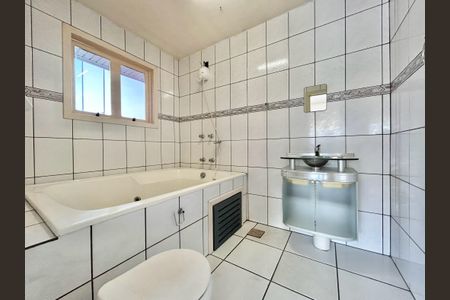 Apartamento para alugar com 130m², 3 quartos e sem vagaBanheiro da Suíte